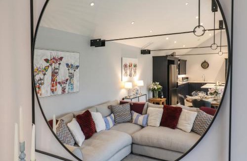 Little Stukeley House | Barley Cottage