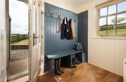 Cornhill on Tweed Cottage | Barley Hill Cottage: Idyllic Countryside Retreat with Views