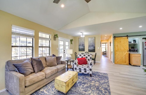 Barling House | Barling Vacation Rental with Hot Tub and Fenced-In Yard