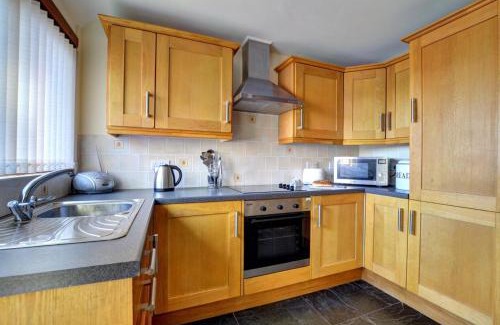 Kingswood House | Discover Barn 1: A Cozy Retreat with Great Reviews