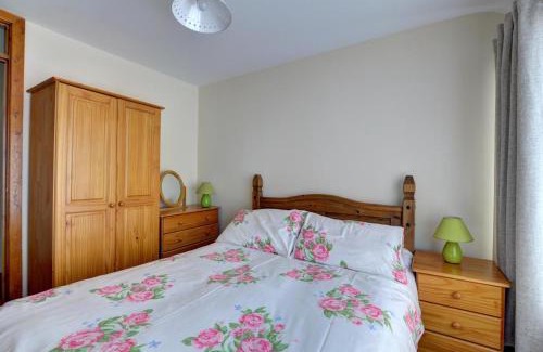 Kingswood House | Discover Barn 1: A Cozy Retreat with Great Reviews