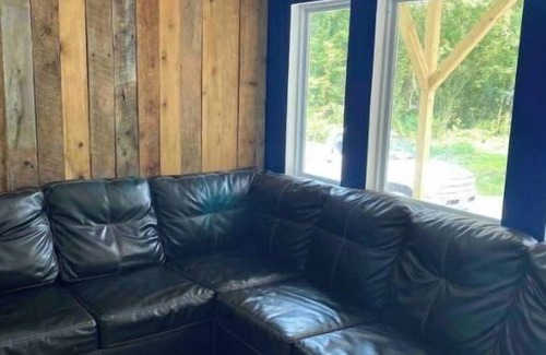 Coalfield House | Ocean View Retreat: Barn and Bling on Windrock Awaits