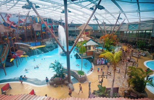 Winkhill House | Modern 2-Bed Barn at Alton Towers with Family-Friendly Perks