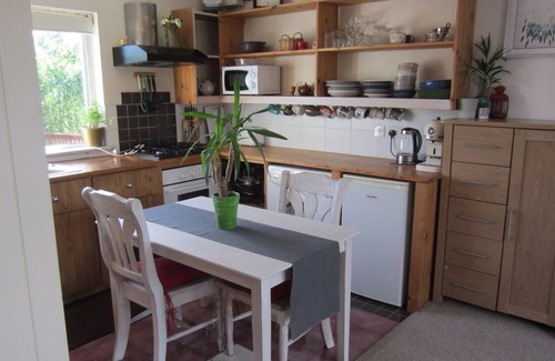 Galway Cottage | BARNA GALWAY STUDIO FOR TWO near Golf and Sea