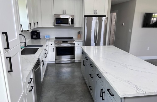 Port O Connor Cabin | Charming Barndo Near Beach, Pet Friendly & Guest Rated 10/10