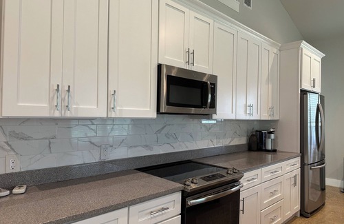 Seven Points House | Relaxing Barndo Retreat Near Cedar Creek Lake Awaits You