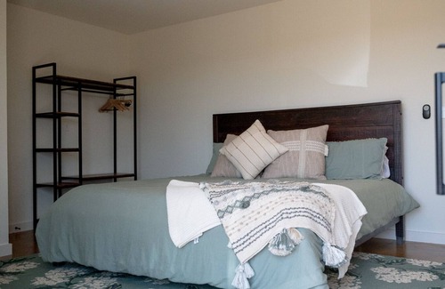 Dripping Springs Other | Beautiful Barndominium on 18 Acres in Dripping Springs