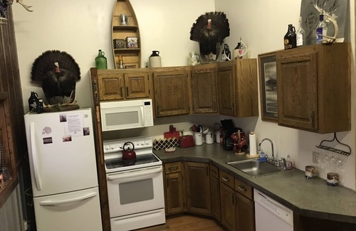 Dresden Cabin | Pet-Friendly Barndominium Near Wineries & Wildlife Areas