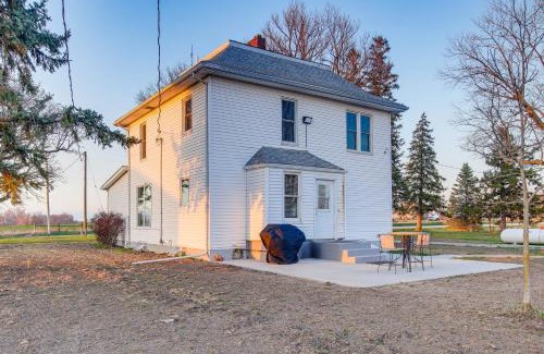 Mahaska County House | Discover Barnes City House: Ideal for Hunting and Fishing