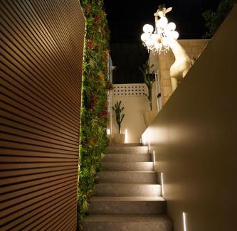 Cercola Bed & Breakfast | Discover Barneys B&b: Pet-Friendly Oceanfront Escape