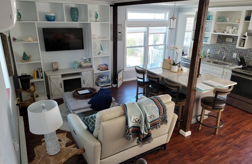 Plymouth House | Experience BarnTides: Ocean View Retreat at Plymouth Long Beach