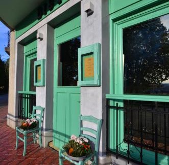 Betliar Bed & Breakfast | Pet-Friendly Baronka B&B with Breakfast & 10/10 Ratings