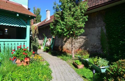 Betliar Bed & Breakfast | Pet-Friendly Baronka B&B with Breakfast & 10/10 Ratings