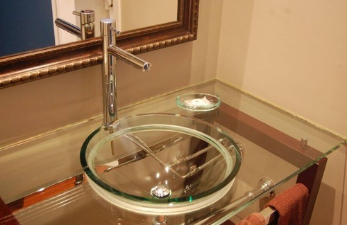 Carleton Place Hotel | Comfortable Stay at Barons Motor Inn with Family-Friendly Amenities