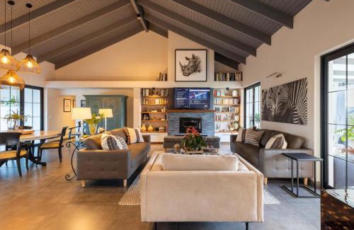 Newlands House | Barons View Scenic Views Getaway Plettenberg Bay