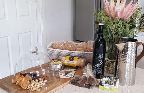 Tanunda Bed & Breakfast | 5-Star Barossa Bed & Breakfast with Family-Friendly Amenities