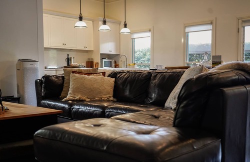 Tanunda House | Discover Barossa Bed & Breakfast: Guest Rated 10/10 Stay
