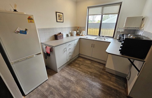 Lyndoch Cottage | Discover Barossa Country Cottages: Pet-Friendly Retreat