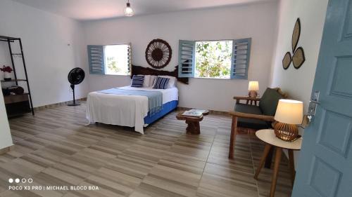 Fortim Ski Chalet | Cozy Barra Beach House: Pet-Friendly with Ocean Views