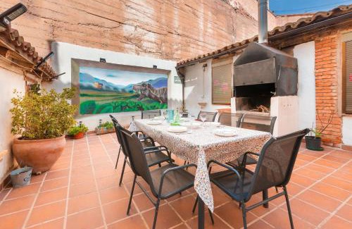 Teruel House | Experience Barranco de las Maravillas: 4-Star Oceanfront Escape