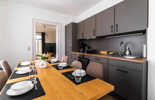 Hohnstein Apartment | Barrel sauna Hohnstein Oasis with cooling pool, parking and washing machine