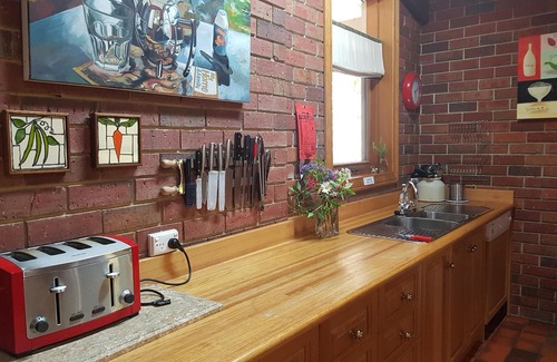 Talunga House | Discover Barrenjoey Hideaway: Pet-Friendly Family Retreat