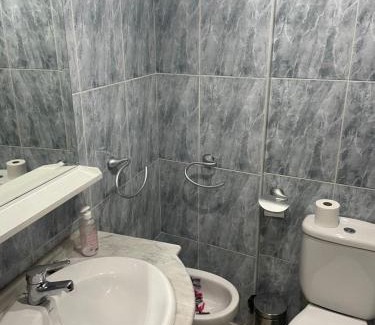 Orduna Apartment | Pet-Friendly Retreat at Barria: Family-Friendly Comfort