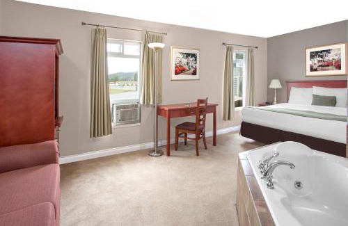 Barriere Hotel | Pet-Friendly Stays at Barriere Motor Inn - Ideal for Families