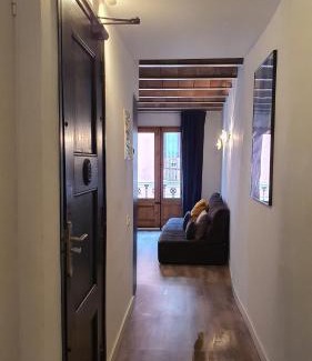 Gothic Quarter Apartment | Discover Barrio Gotico Apartments Escudellers - 4 Star Comfort