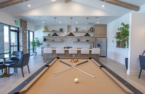 Venus Apartment | Barsala l Chic & Comfortable 2BD w/On-Site Amenities