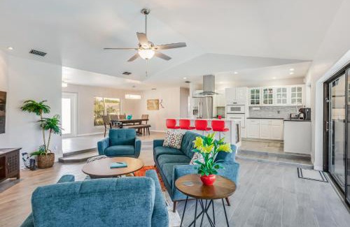 Caloosahatchee House | Tranquil Barsl Retreat: Family-Friendly with Pool Access