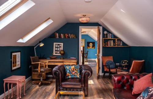 Clonmellon House | Family-Friendly Bartholomew's Loft with 9.7/10 Guest Rating