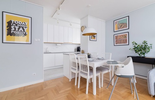 Libertow Apartment | Cozy Bartla 19A: Pet-Friendly Apartment with Breakfast