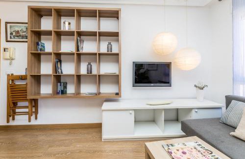 Valencia de Don Juan Apartment | Discover BaruHaus Nido: Family & Pet-Friendly Stay