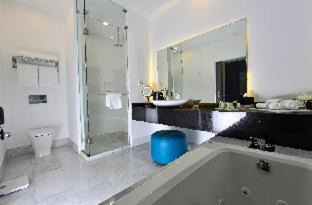 Chapalita Hotel | Elegant Baruk Guadalajara Hotel de Autor with Hot Tub Access