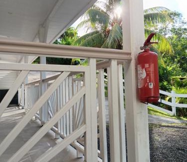 Riviere-Salee Apartment | Romantic Retreat at Bas de Villa - Perfect for Families