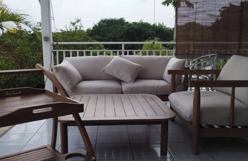 Grand-Bourg Villa | Cozy Villa with Ocean View Near Grand Bourg