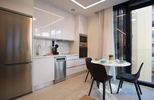 Las Palmas de Gran Canaria Apartment | Top-Rated Basalto Beach Home with Oceanfront Views