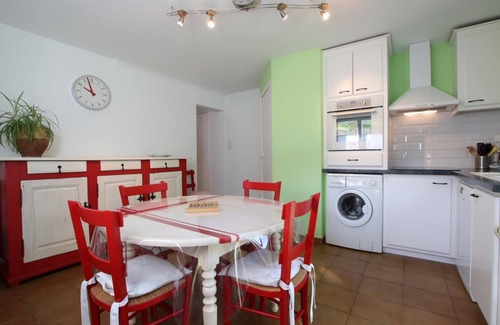Sare House | Welcoming Basaburu - Sare Gîte: Family-Friendly Retreat