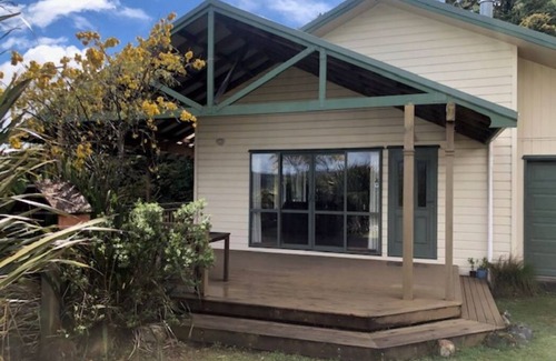 St. Arnaud House | Base Camp - St Arnaud