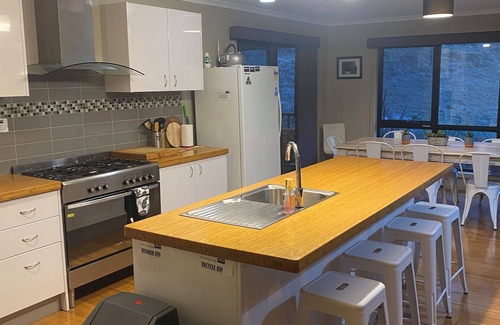 Merrijig House | Discover a Cozy 3-Bedroom House in Merrijig - Rated 9.6