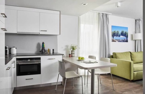 Nyon Apartment | Base XL Rental