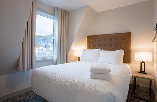 Banff Apartment | Experience Basecamp Suites Banff: Family-Friendly Retreat