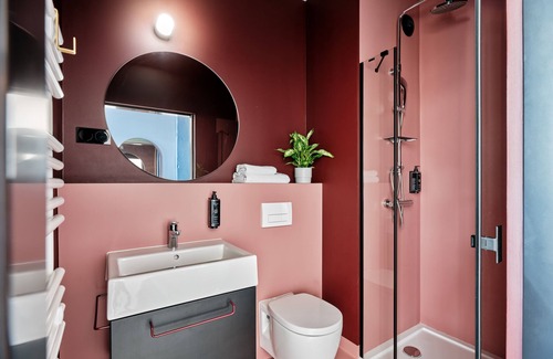 Srodmiescie Hotel | Basecamp Wrocław: Family-Friendly Stays with Great Amenities