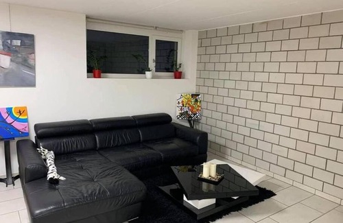 Muttenz Apartment | Modern Basement Studio in Muttenz - Close to Basel