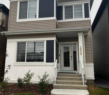 Southwest Edmonton Apartment | Basement in Keswick Edmonton