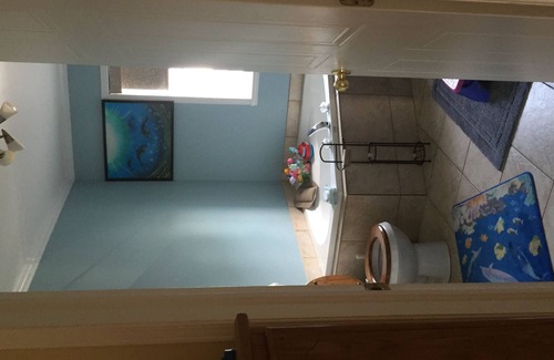 L'Ile-Perrot House | Cozy Rooms with Kitchen Access for Your Perfect Stay