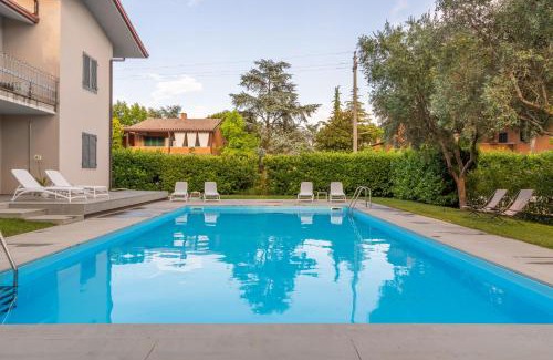 San Benedetto di Lugana Apartment | Baseventuno 2: Premier Stay with Pool and Kid-Friendly Space
