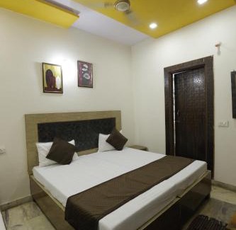 Taj Ganj House | Comfortable Basil Inn: Ideal for Indian Travelers