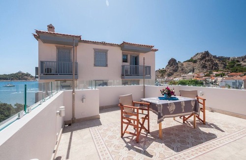Myrina Apartment | Ocean View Basil Room - Family-Friendly Limnos Getaway